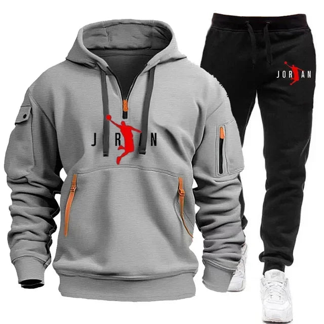 The new men's sportswear set for autumn and winter 2025, featuring an outdoor casual and fashionable jogging pullover and trouse