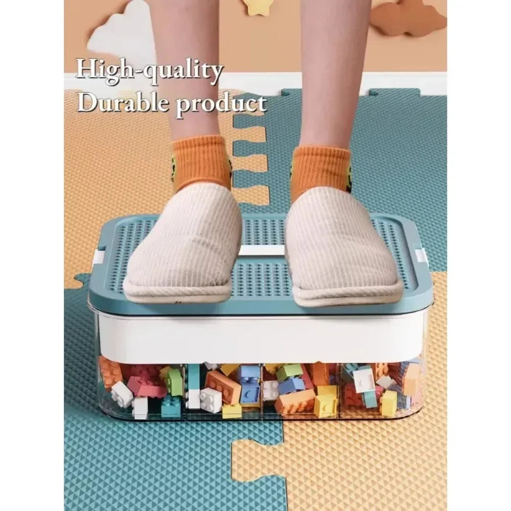 Transparent dust-proof and moisture-proof plastic storage box, classified storage, stackable building block storage box.