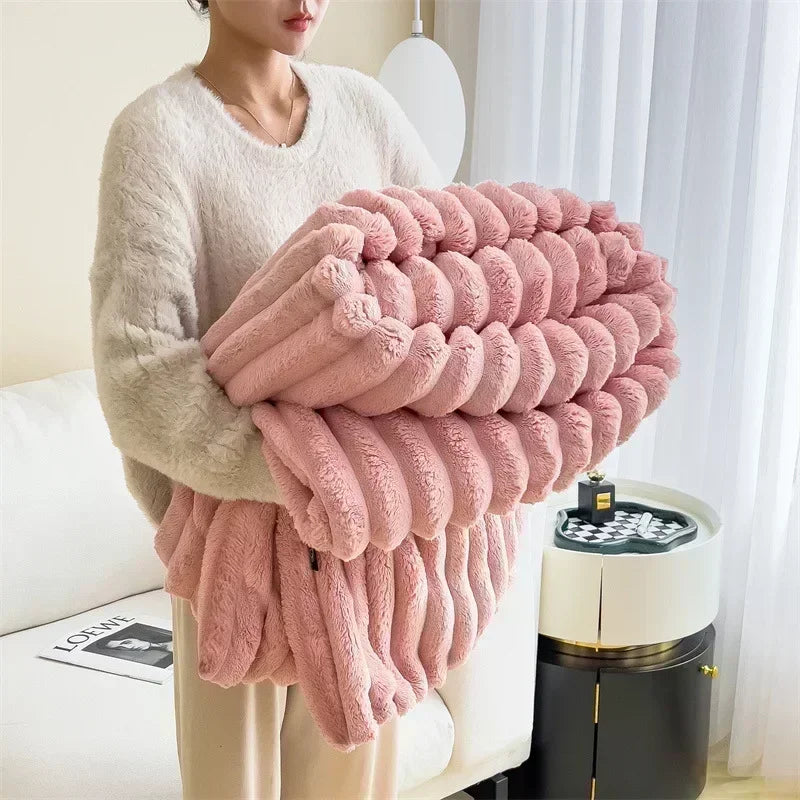Imitation Rabbit Velvet Spring Autumn Warm Blankets or Blanket and Pillowcase Soft Fluffy Warmth Throw Blankets for Sofa Napping